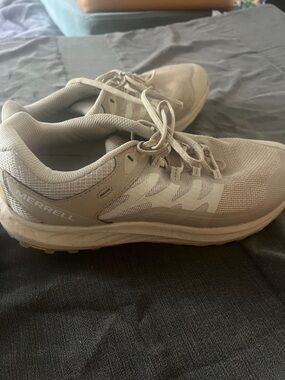 Merrell Women’s Antora 3 Trail Running Shoes